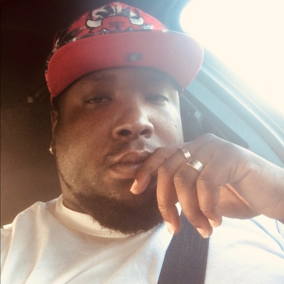 Meet your Posher, Curtis - Picture 1 of 1